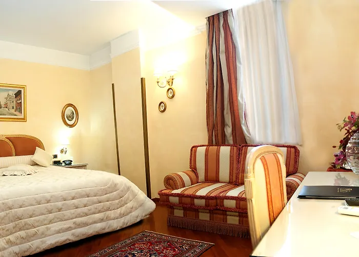 Daniel's Hotel