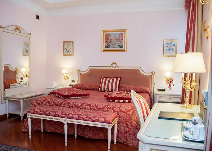 Daniel's Hotel 4*