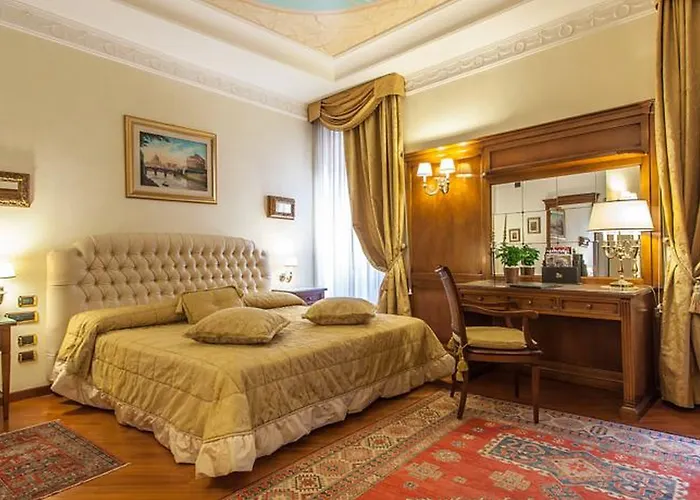 Daniel's Hotel 4*