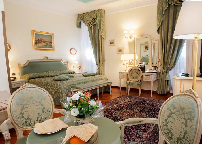 Daniel's Hotel 4*