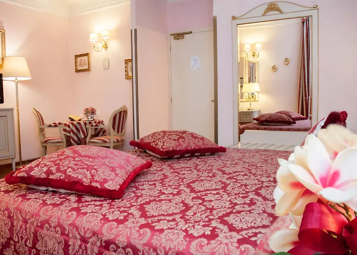 Daniel's Hotel